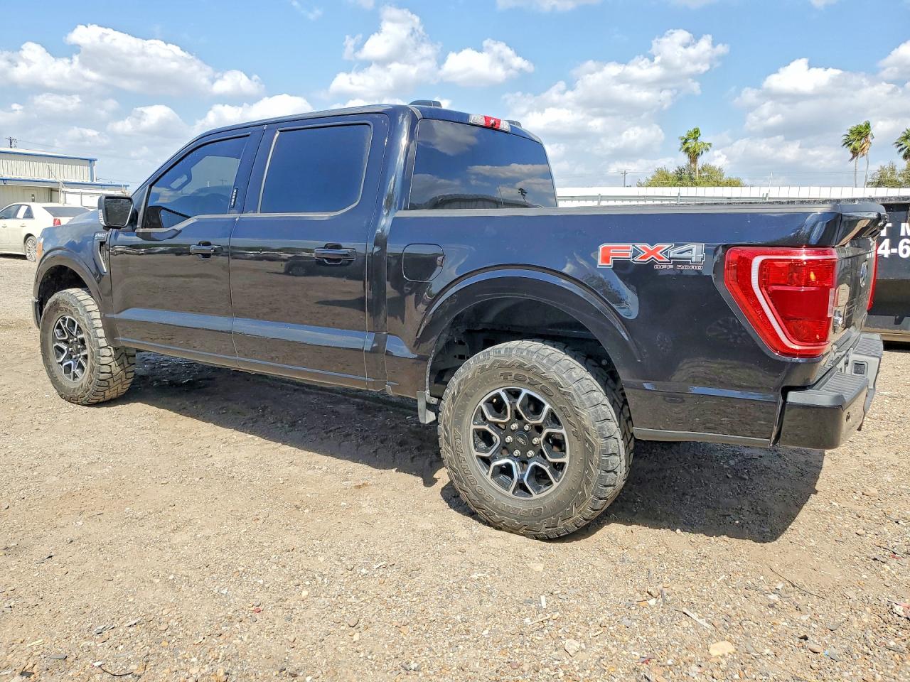 2022 FORD F150 SUPERCREW photo 2