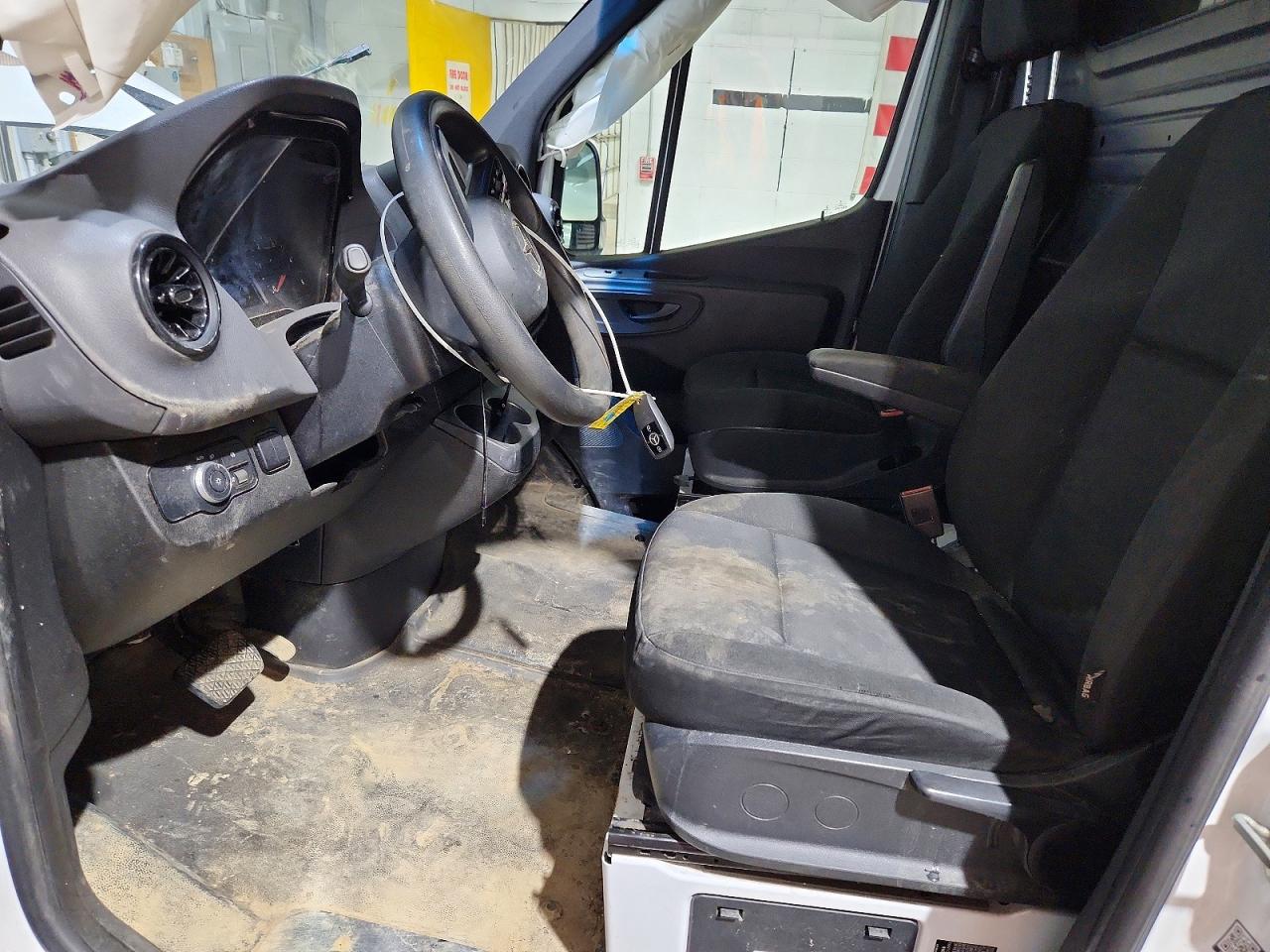 2020 MERCEDES BENZ SPRINTER 2500 UTILITY / SERVICE VAN photo 7
