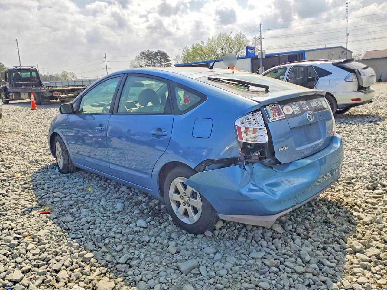 2008 TOYOTA PRIUS BASE photo 2