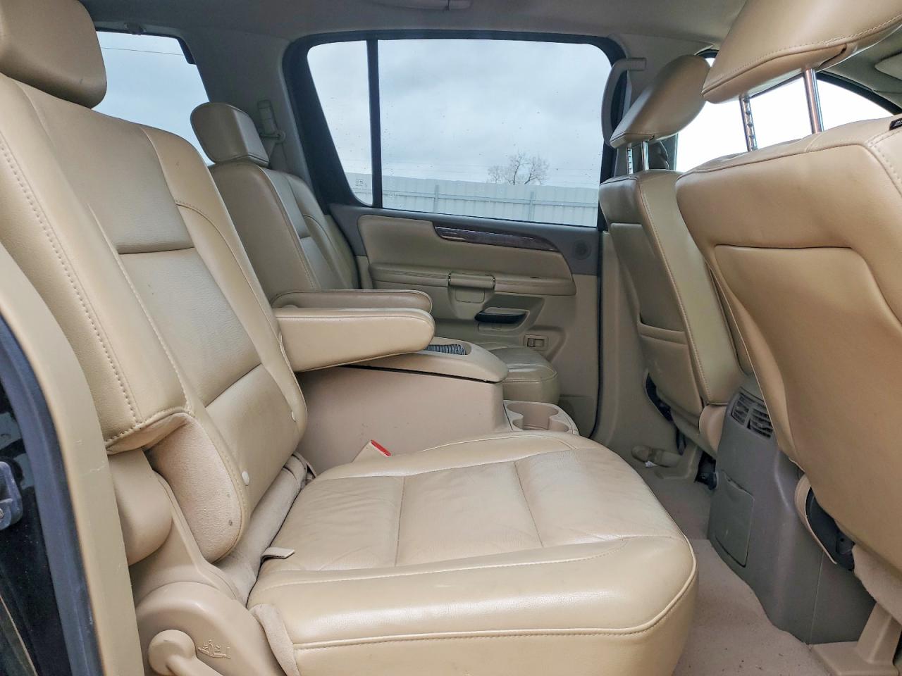 2011 NISSAN ARMADA PLATINUM photo 11