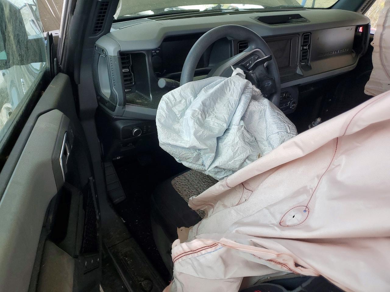 2022 FORD BRONCO BASE photo 8
