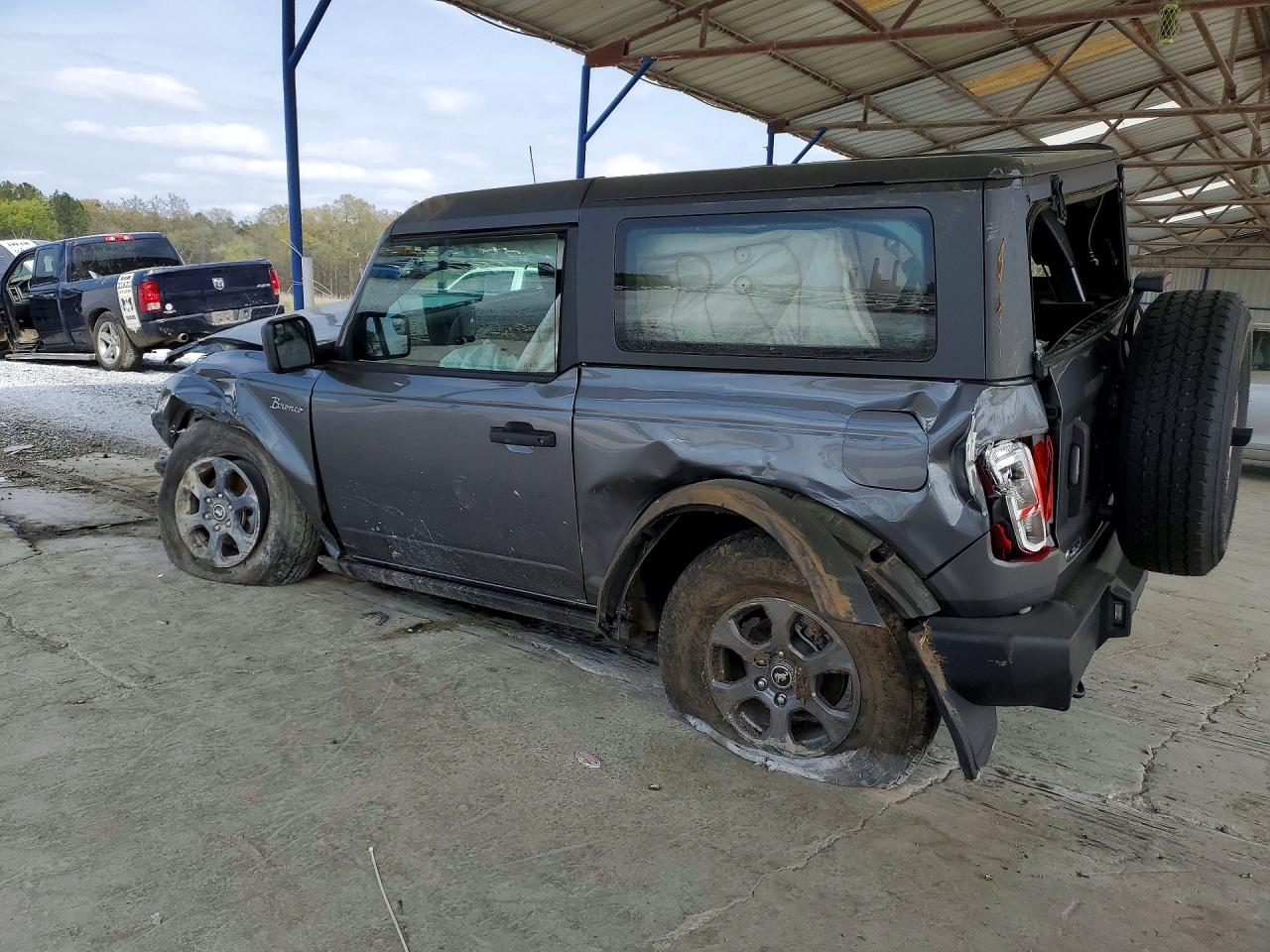 2022 FORD BRONCO BASE photo 2