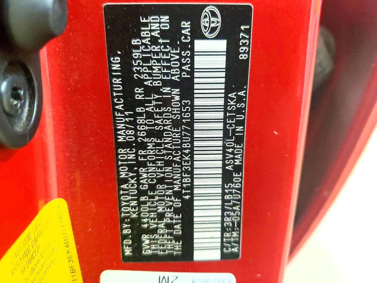 2011 TOYOTA CAMRY SE photo 23
