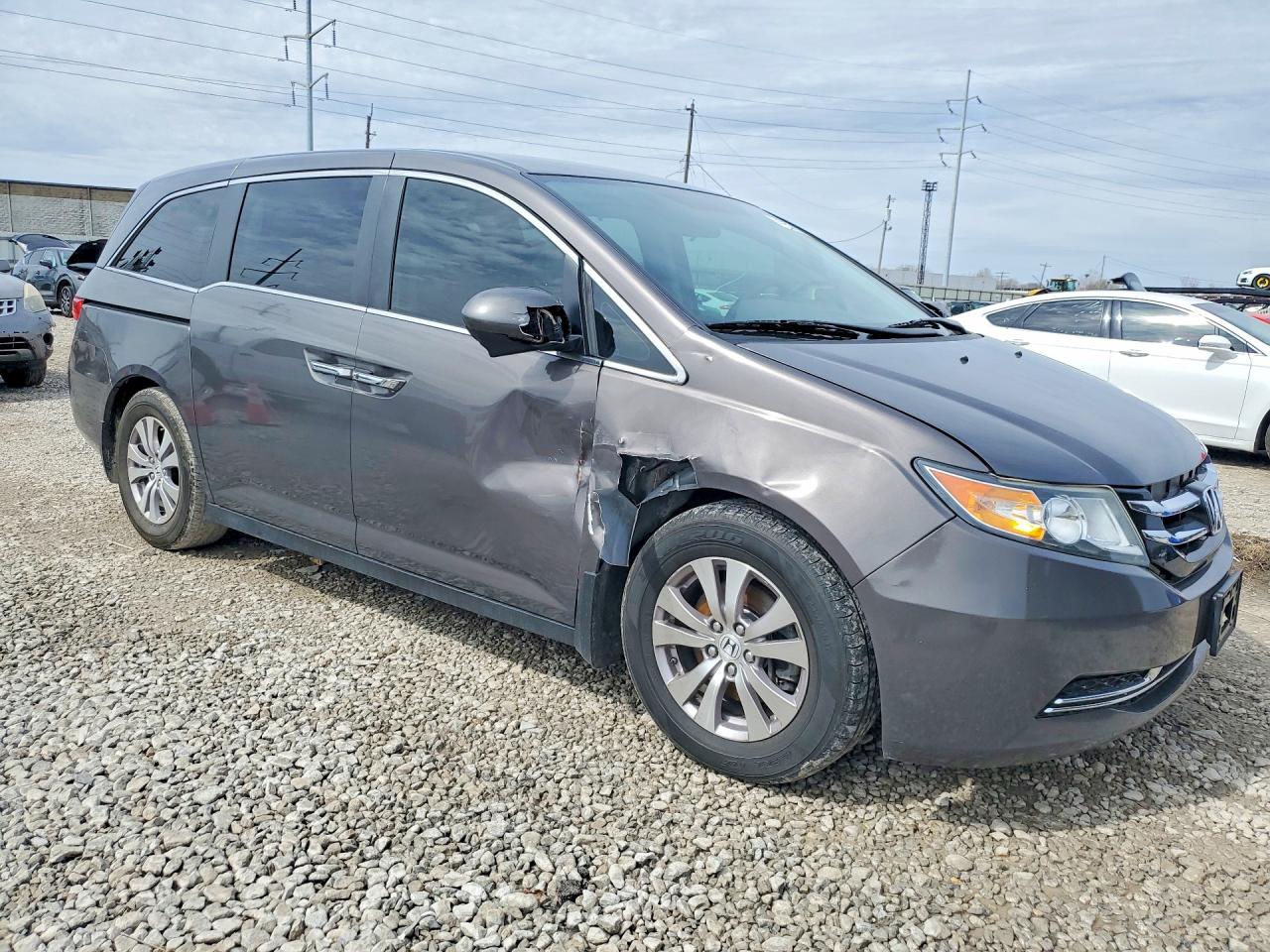 2014 HONDA ODYSSEY photo 4