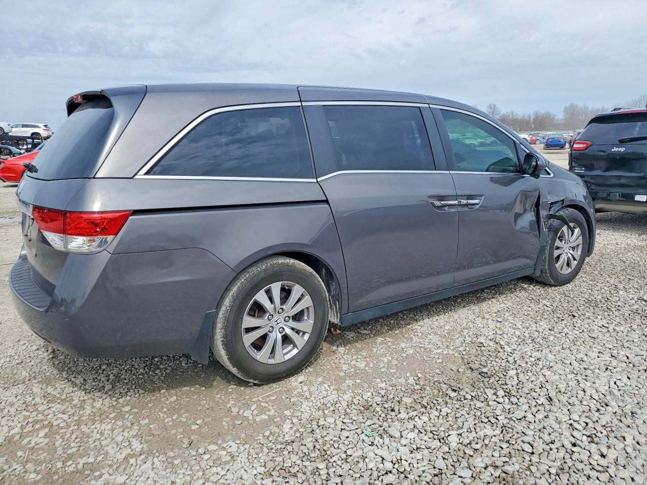 2014 HONDA ODYSSEY photo 3