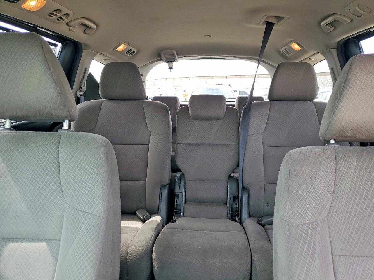 2014 HONDA ODYSSEY photo 10