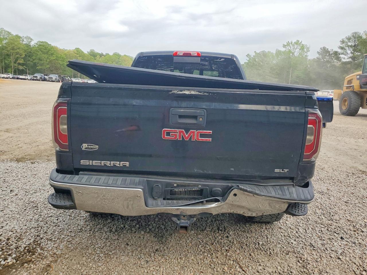 2017 GMC SIERRA K1500 SLT photo 11