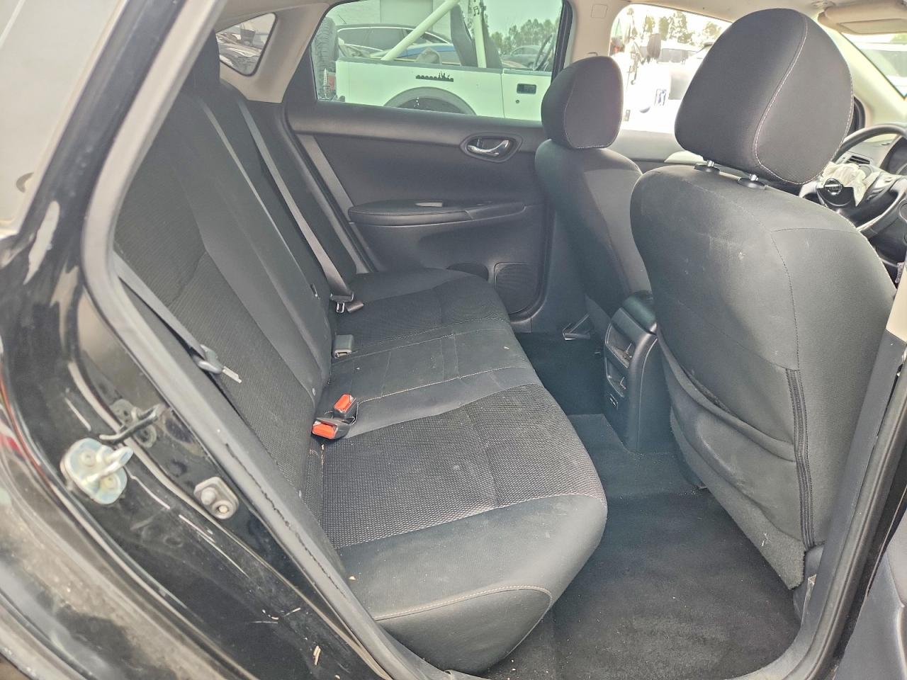 2019 NISSAN SENTRA S photo 19