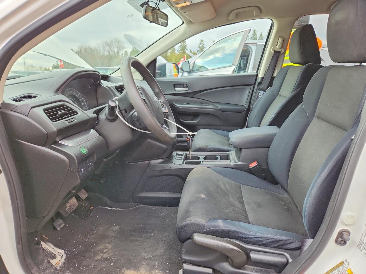 2015 HONDA CR-V LX photo 7