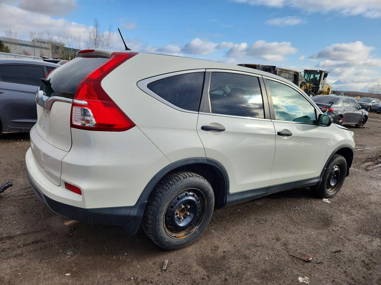 2015 HONDA CR-V LX photo 3
