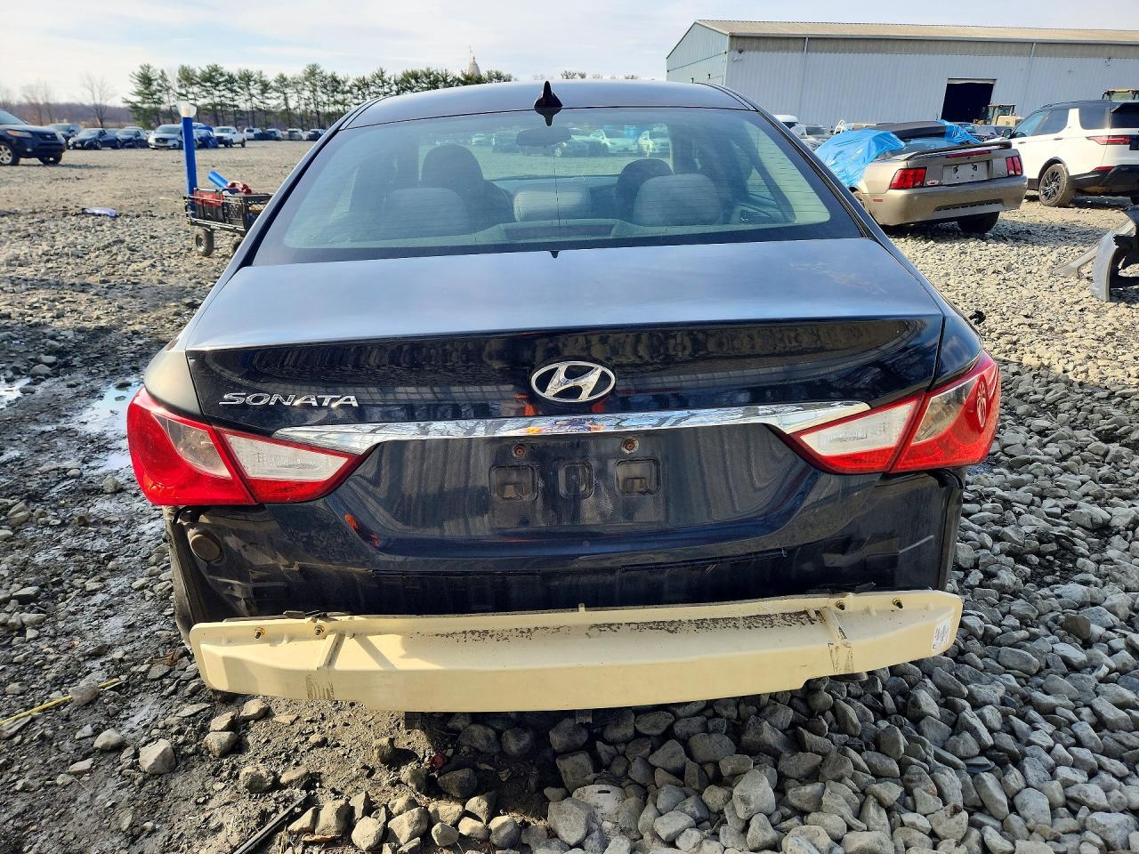 2013 HYUNDAI SONATA GLS photo 11
