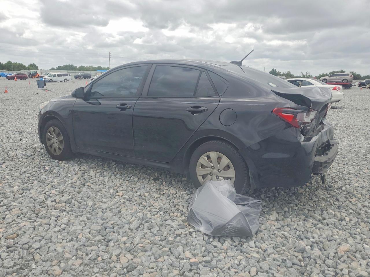 2018 KIA RIO LX photo 3