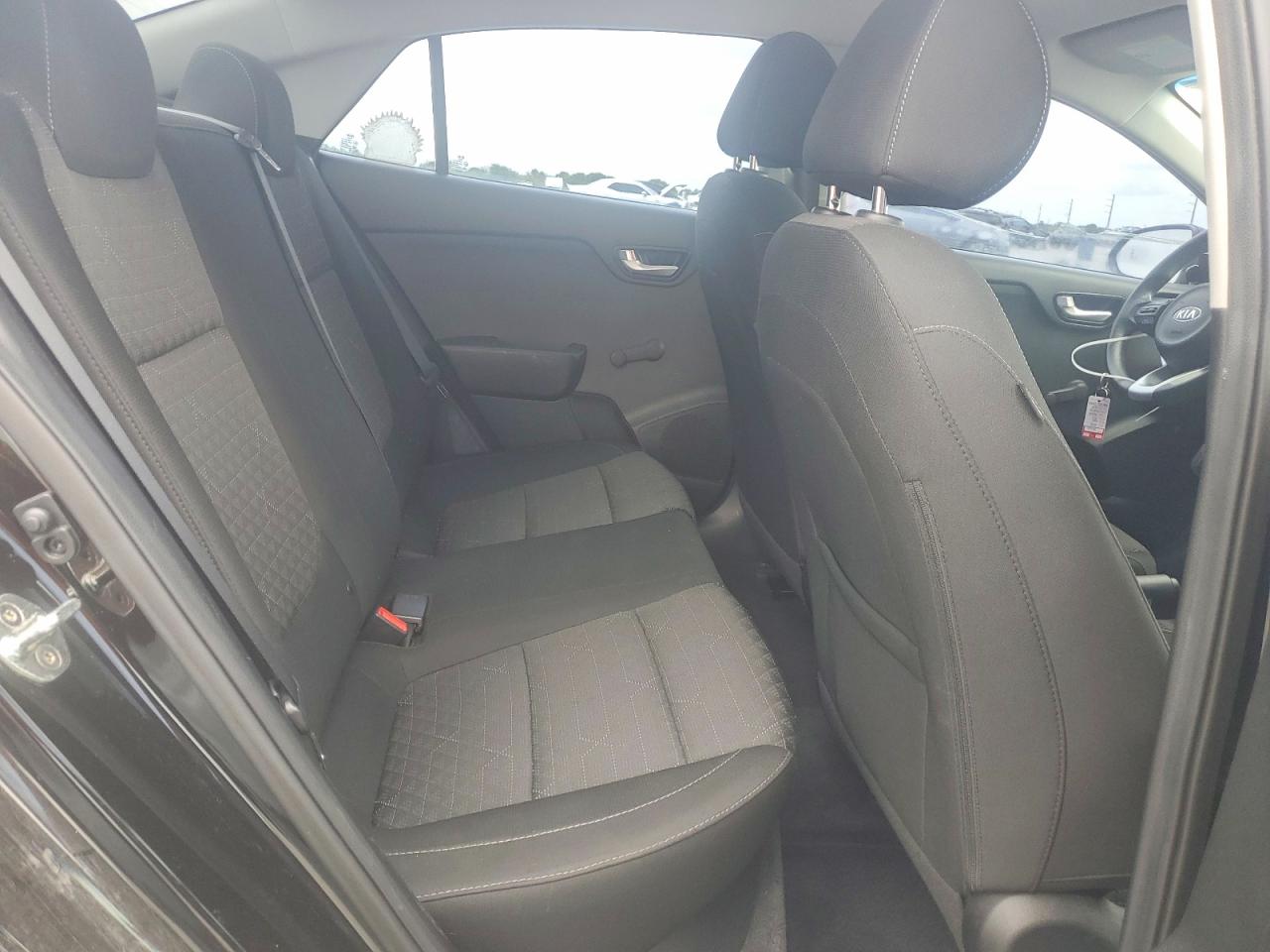 2018 KIA RIO LX photo 19