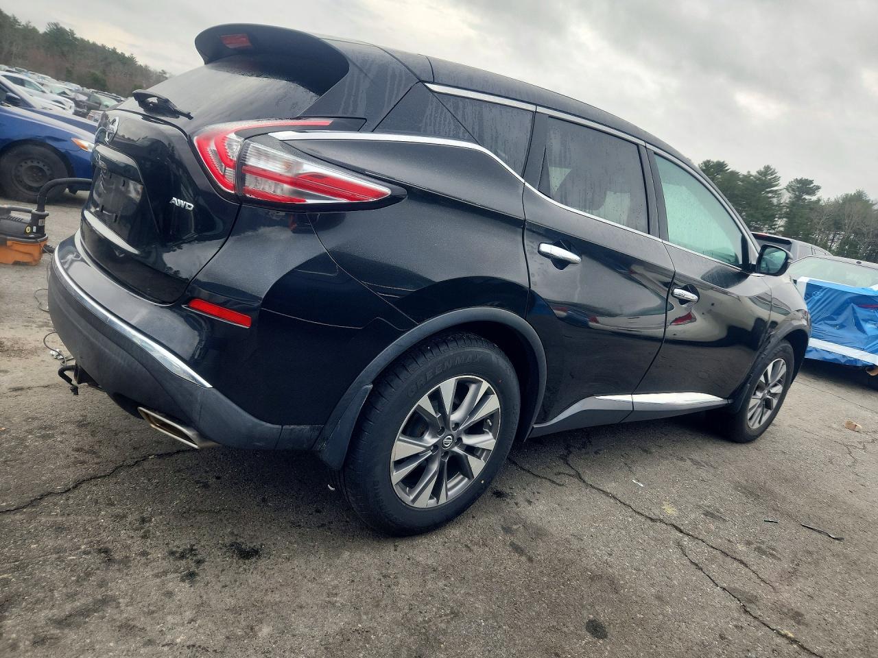 2015 NISSAN MURANO S photo 7