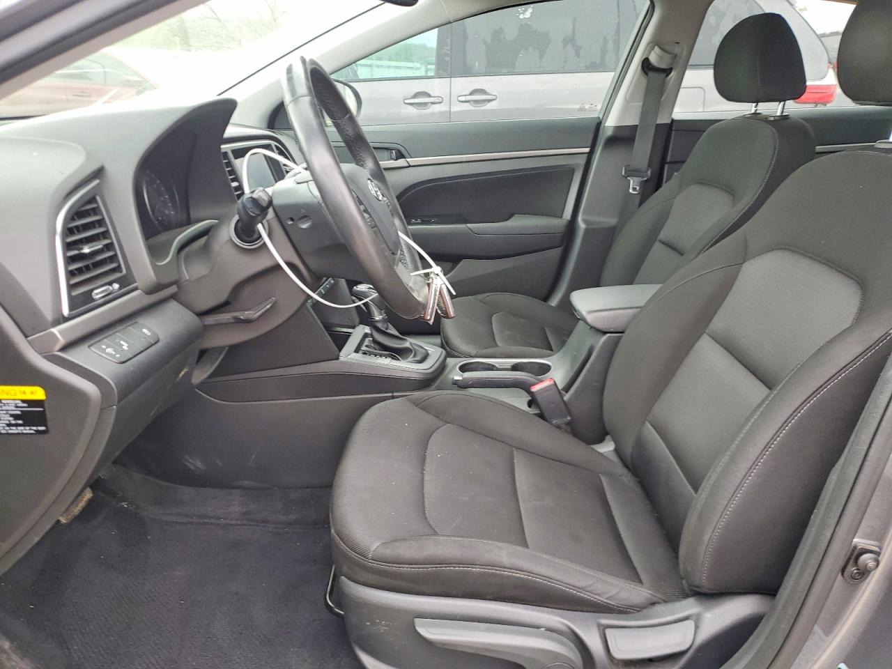 2018 HYUNDAI ELANTRA VALUE EDITION photo 19