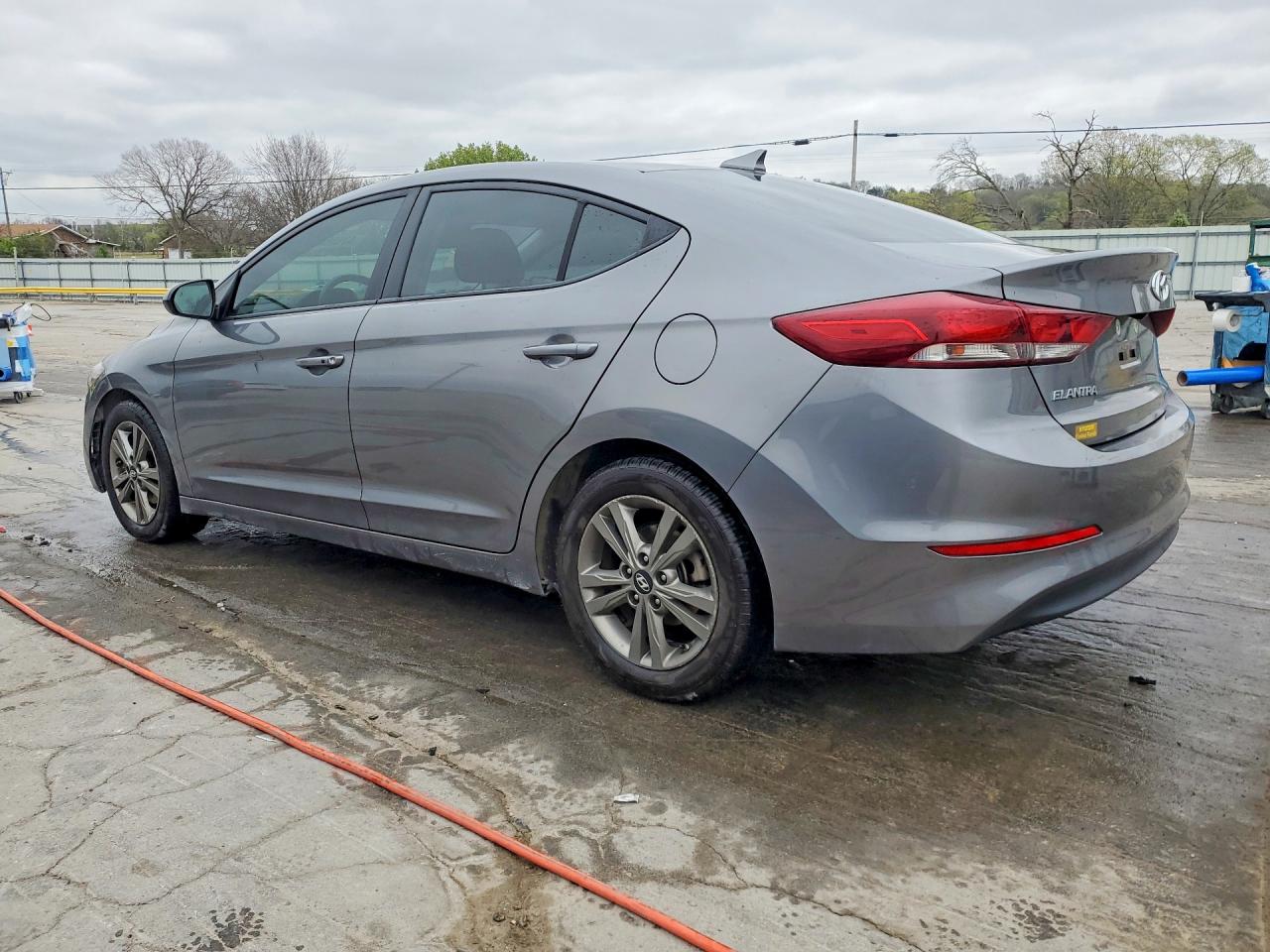 2018 HYUNDAI ELANTRA VALUE EDITION photo 4