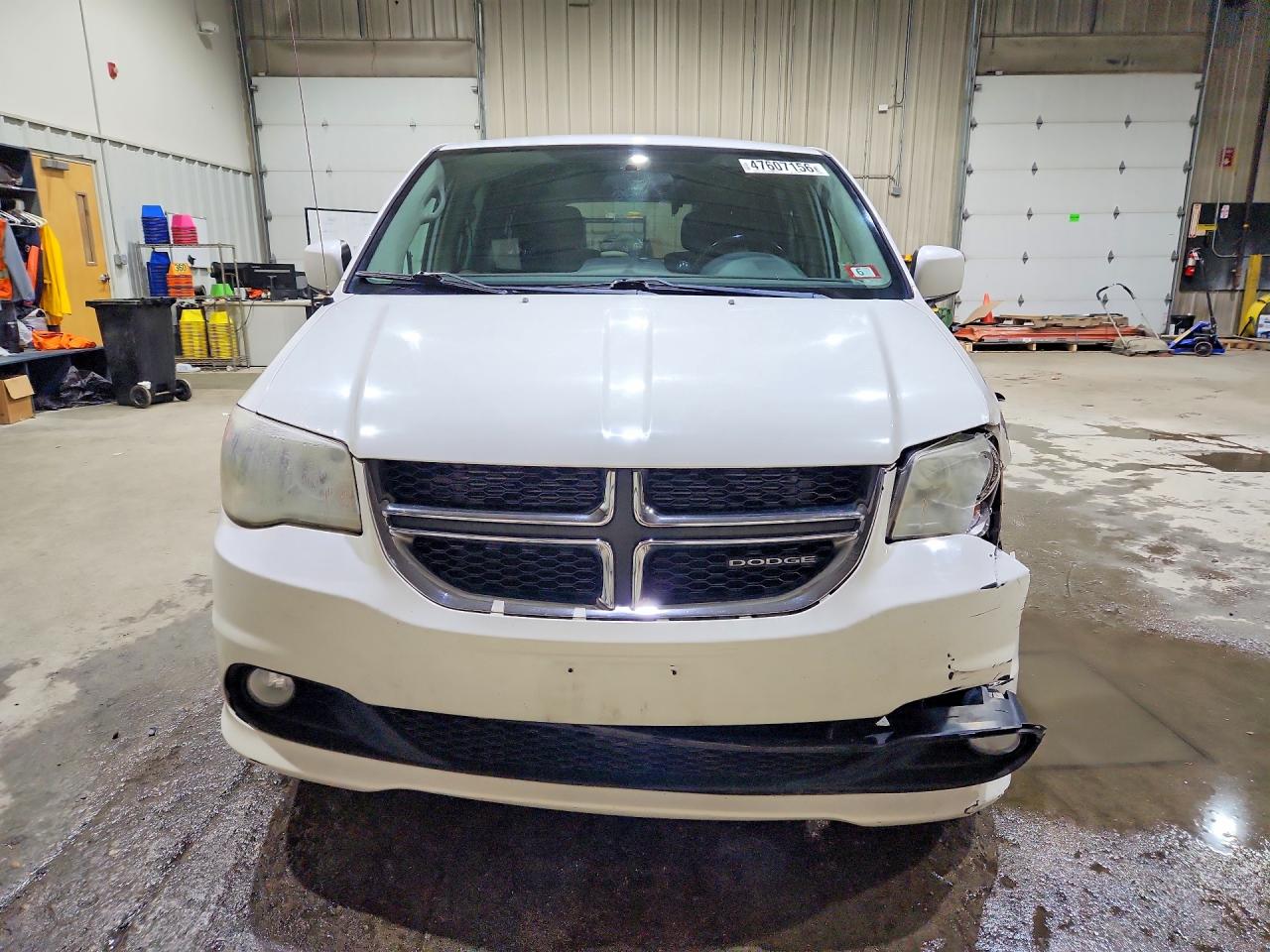 2012 DODGE GRAND CARAVAN CREW photo 5