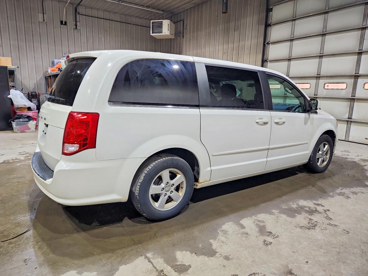 2012 DODGE GRAND CARAVAN CREW photo 3