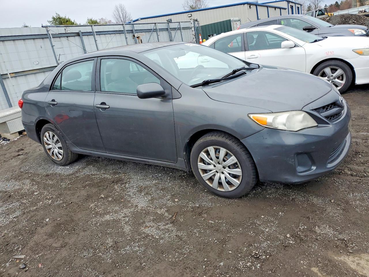 2012 TOYOTA COROLLA LE photo 7
