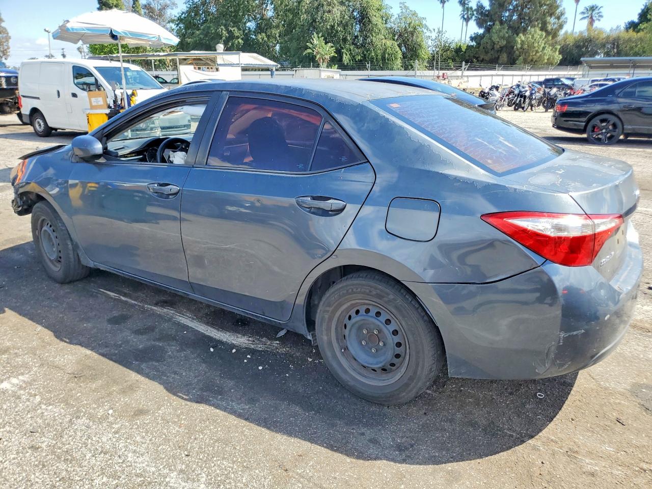 2016 TOYOTA COROLLA L photo 2