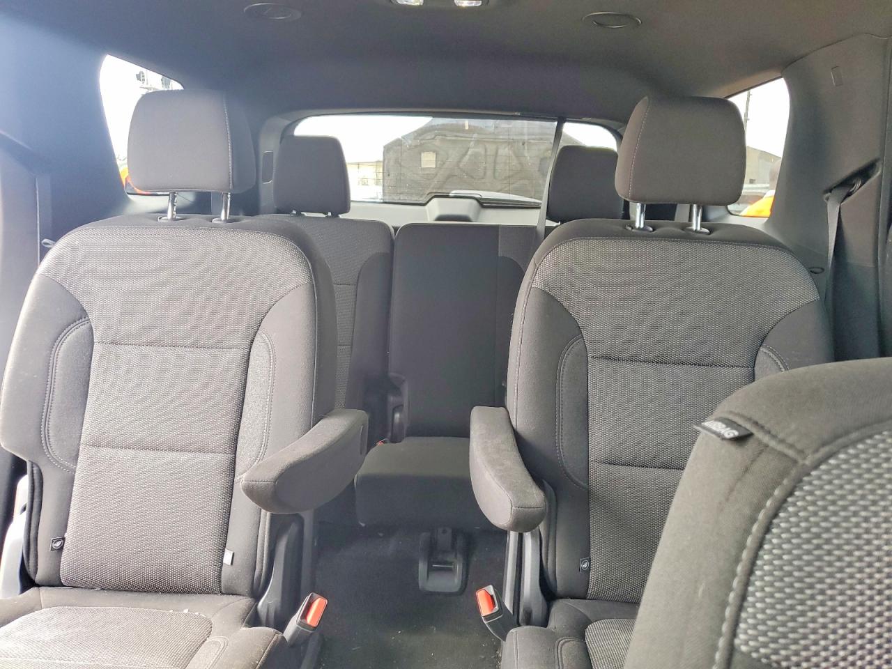 2023 CHEVROLET TRAVERSE LT photo 19