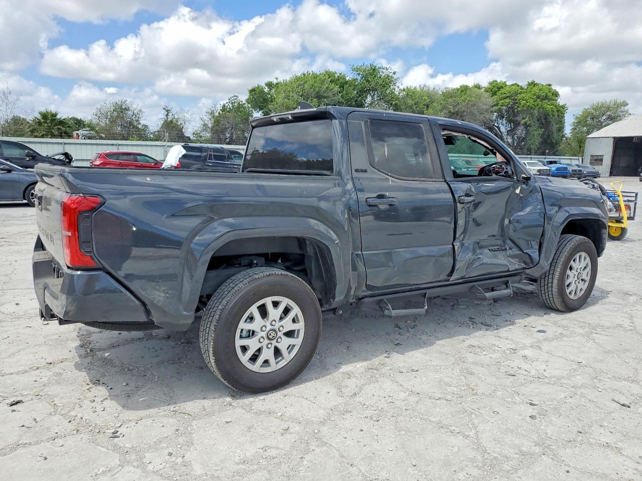 2025 TOYOTA TACOMA SR5 photo 7