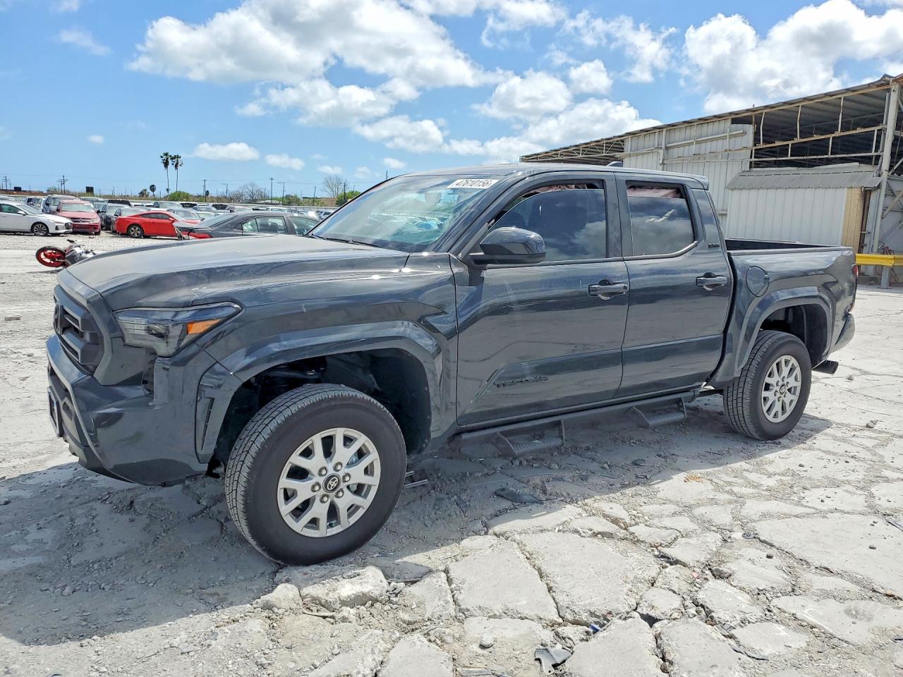 2025 TOYOTA TACOMA
