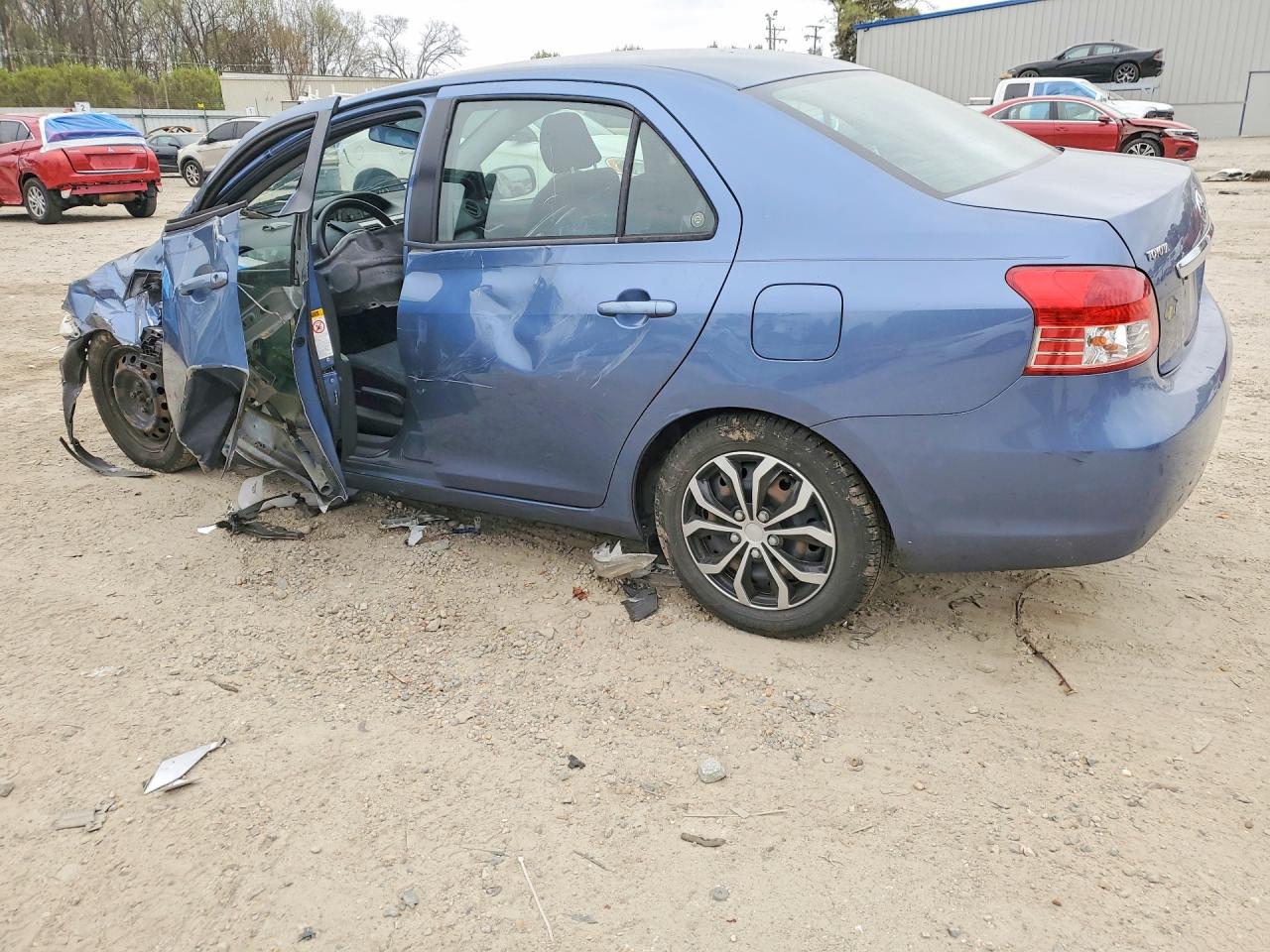 2008 TOYOTA YARIS BASE photo 4