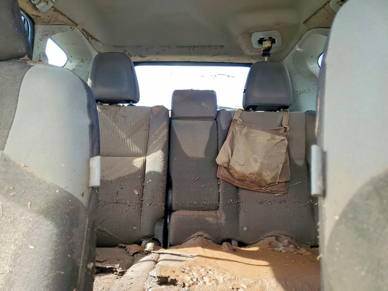 2014 TOYOTA RAV4 LE photo 10
