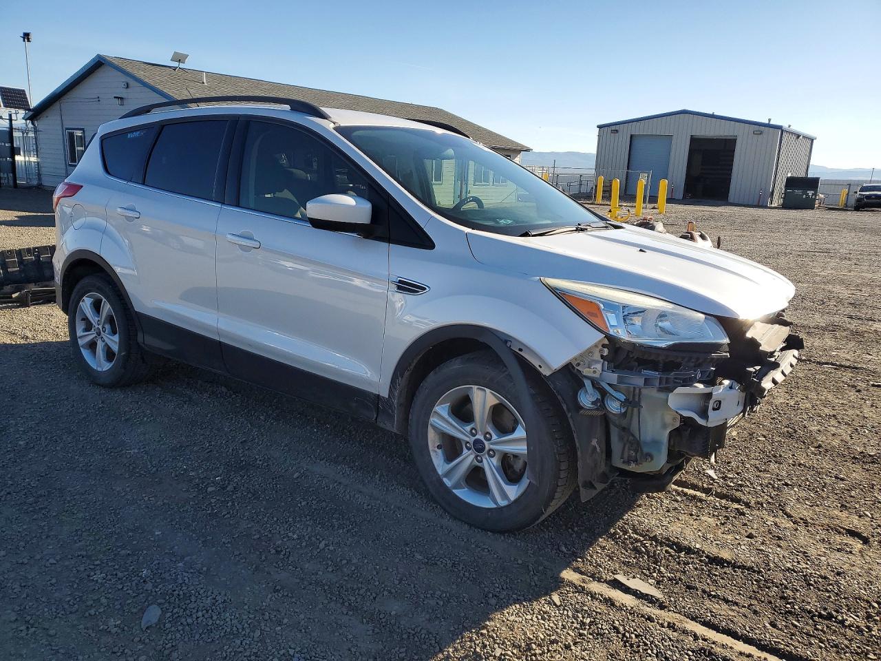 2015 FORD ESCAPE SE photo 4