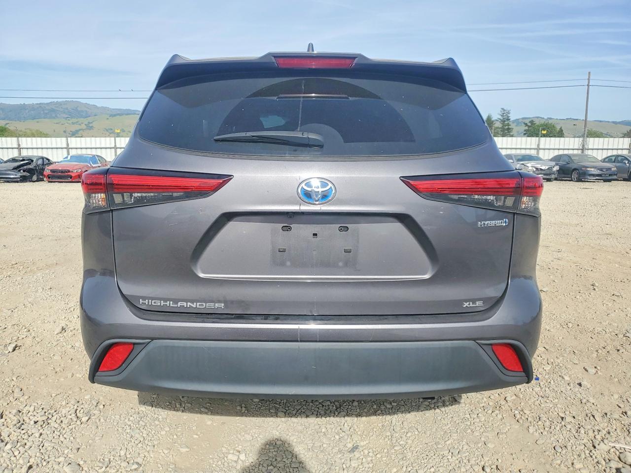 2021 TOYOTA HIGHLANDER HYBRID XLE photo 16