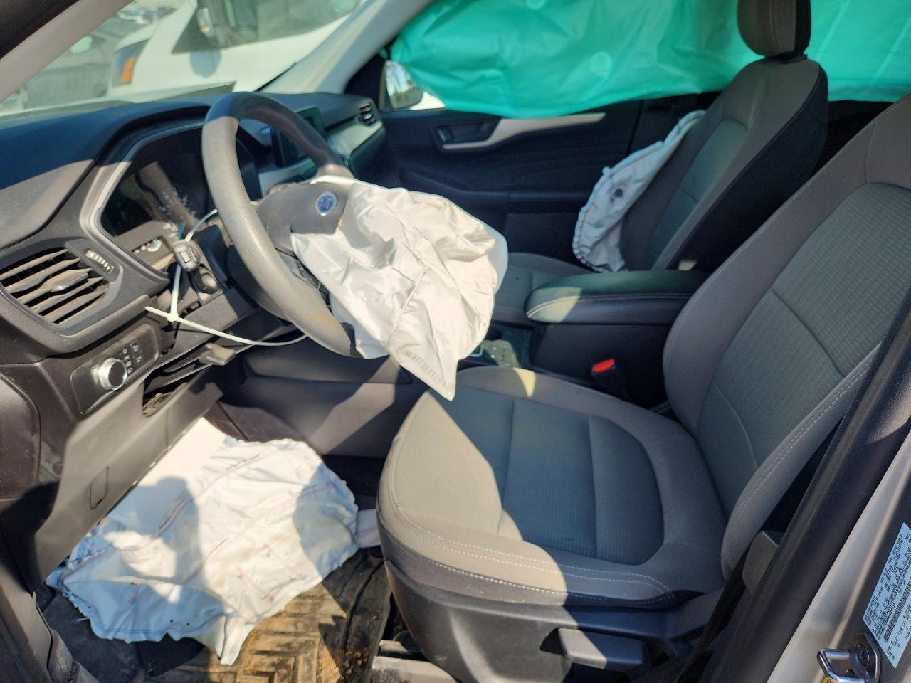 2022 FORD ESCAPE photo 7