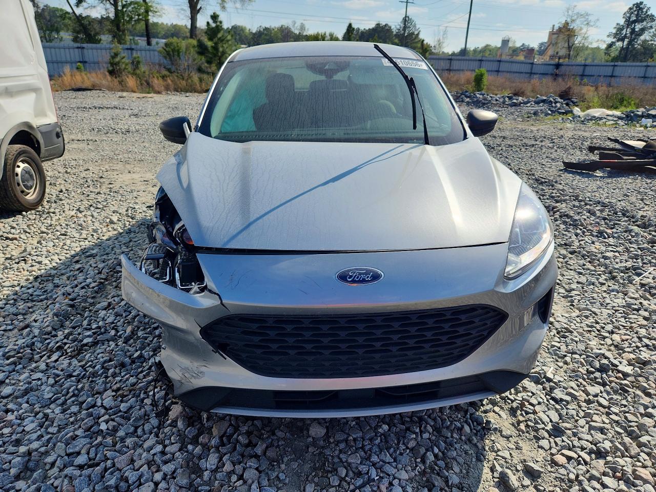 2022 FORD ESCAPE photo 5