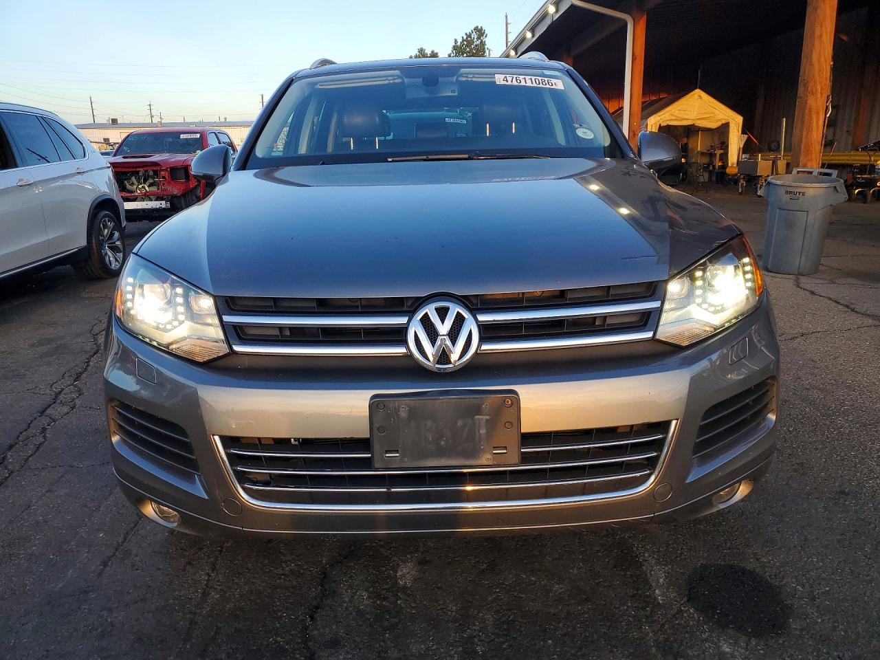2013 VOLKSWAGEN TOUAREG V6 TDI photo 9