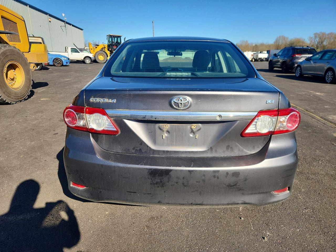 2013 TOYOTA COROLLA LE photo 16
