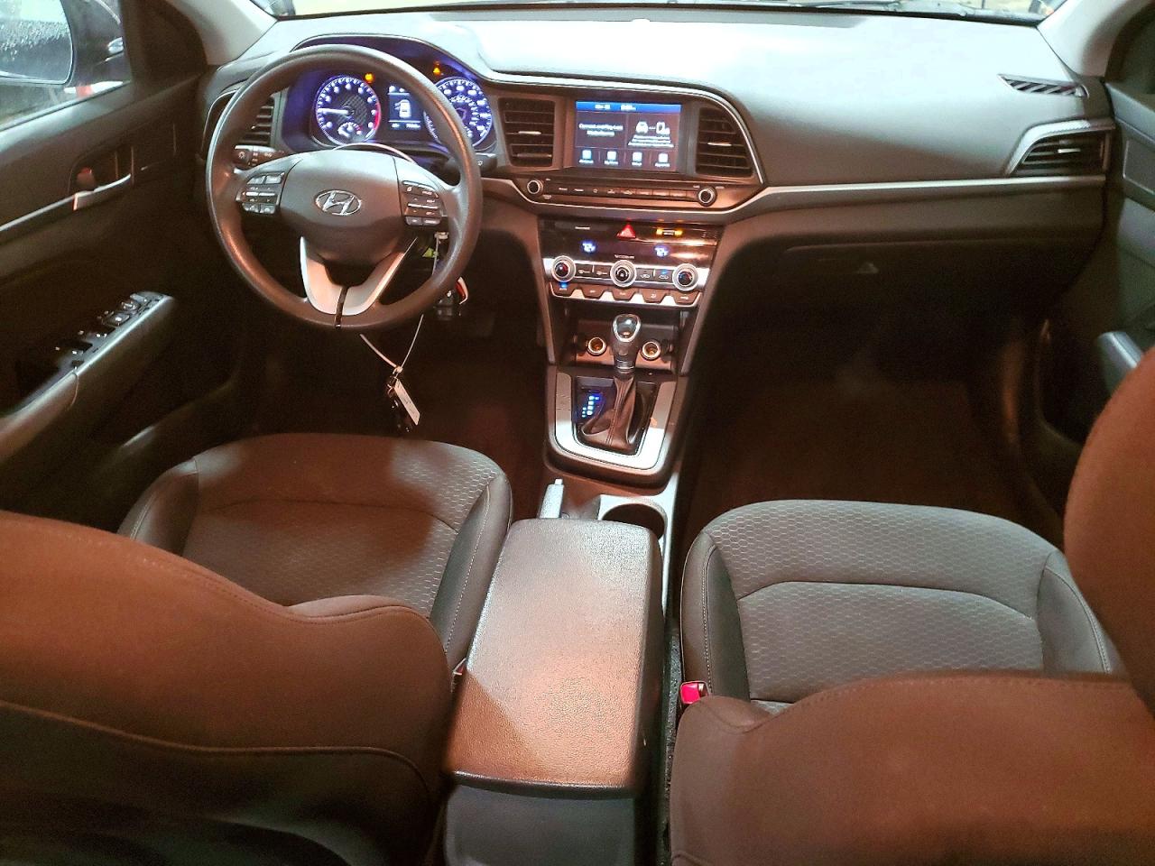 2020 HYUNDAI ELANTRA SEL photo 8