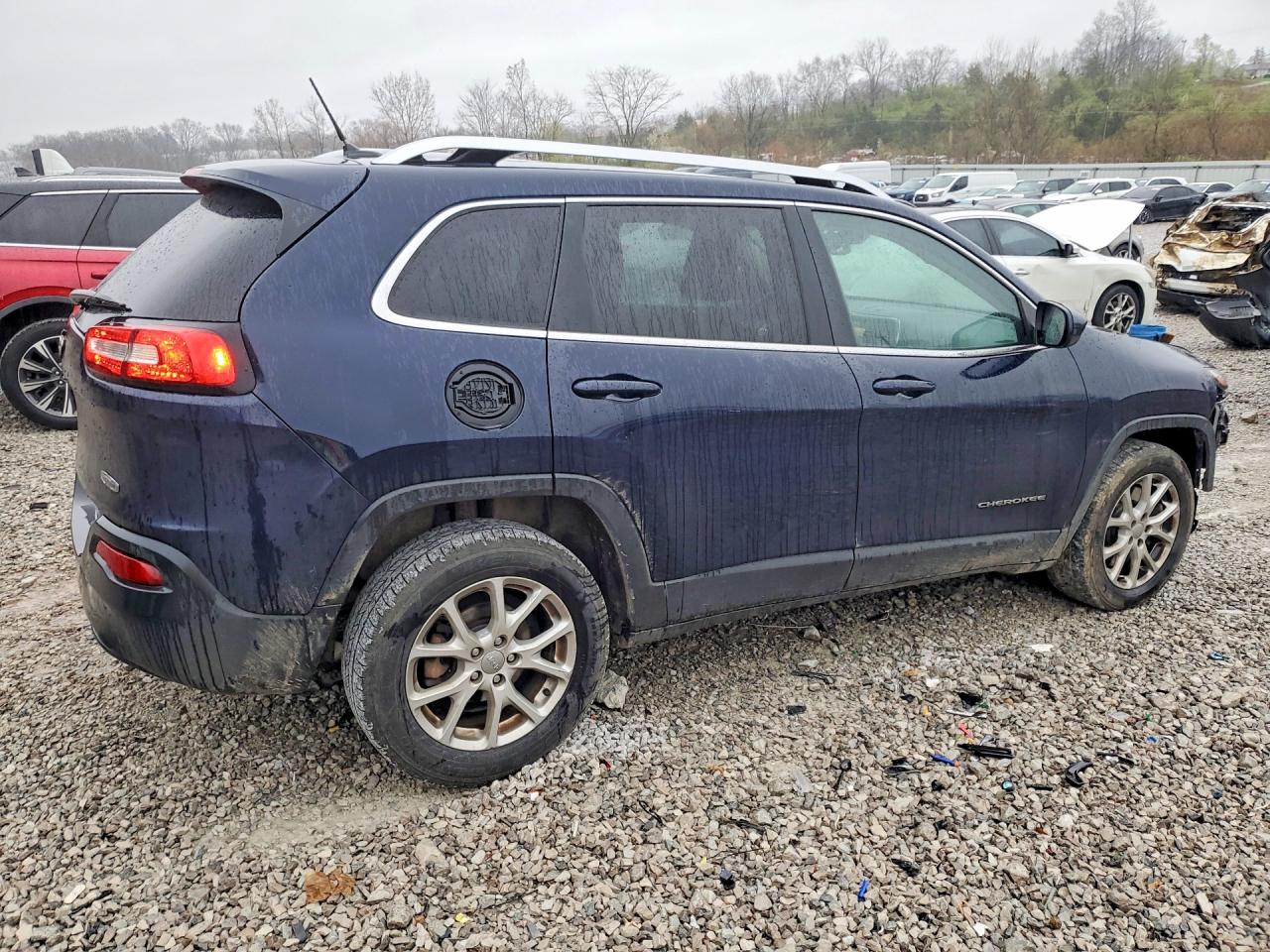 2015 JEEP CHEROKEE LATITUDE photo 7