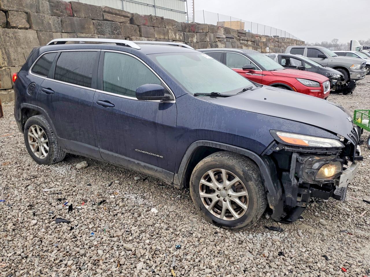 2015 JEEP CHEROKEE LATITUDE photo 10
