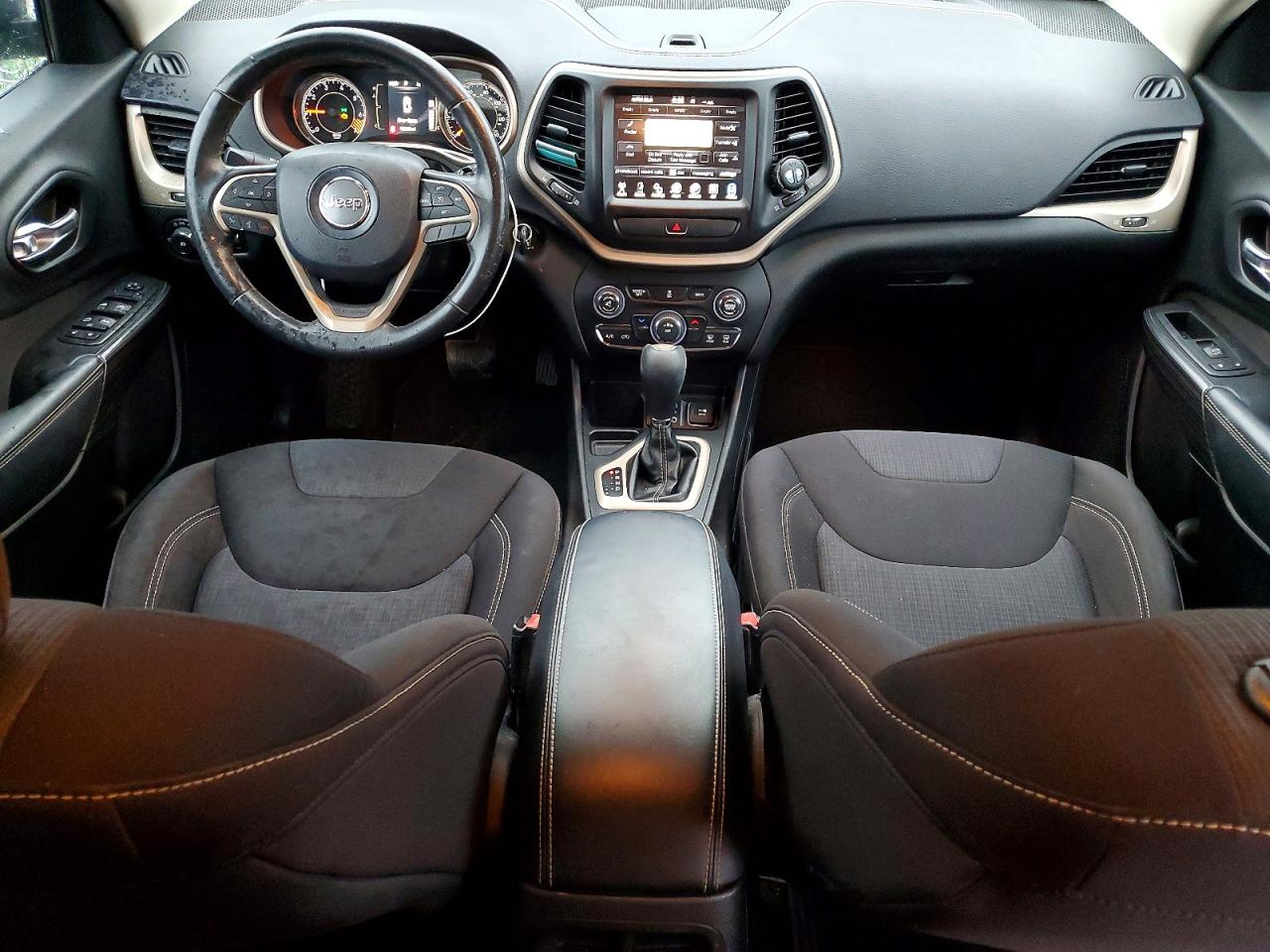 2015 JEEP CHEROKEE LATITUDE photo 22