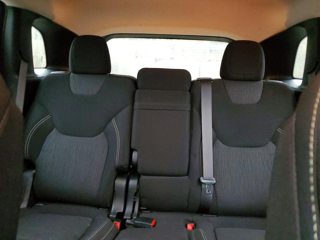 2015 JEEP CHEROKEE LATITUDE photo 28