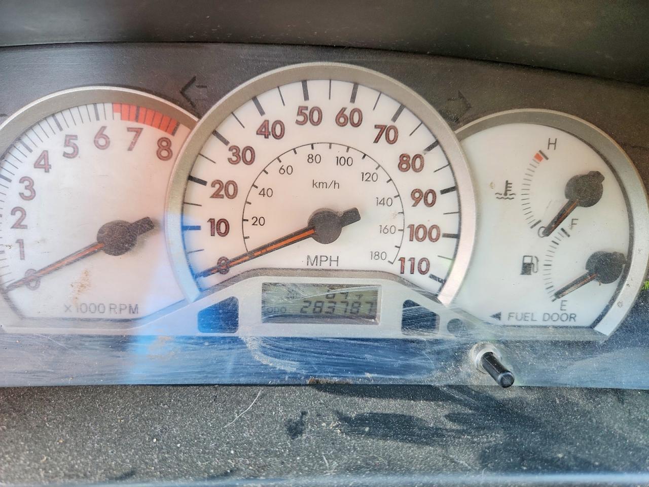 2005 TOYOTA COROLLA S photo 17