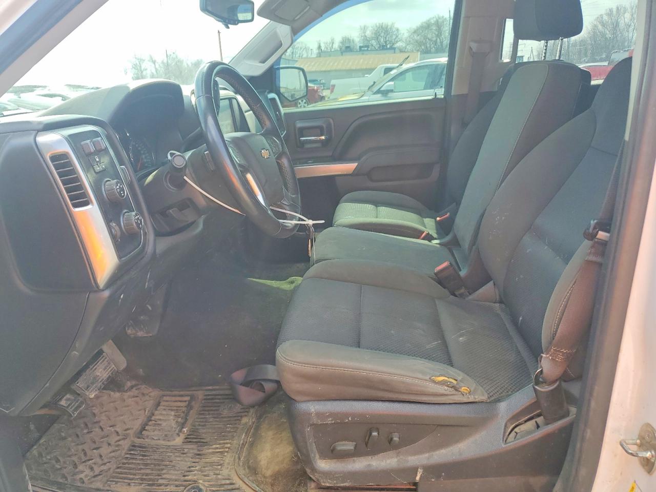 2015 CHEVROLET SILVERADO K1500 LT photo 7