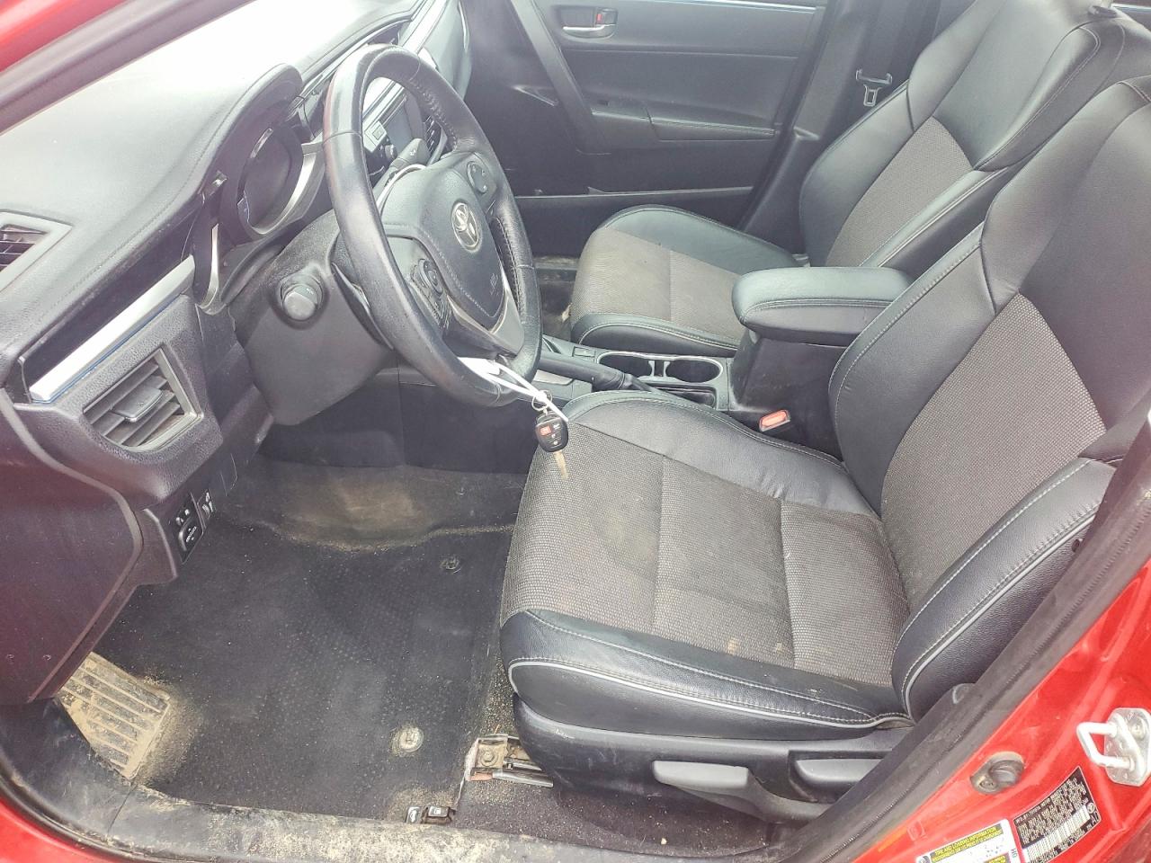 2014 TOYOTA COROLLA S PLUS photo 19