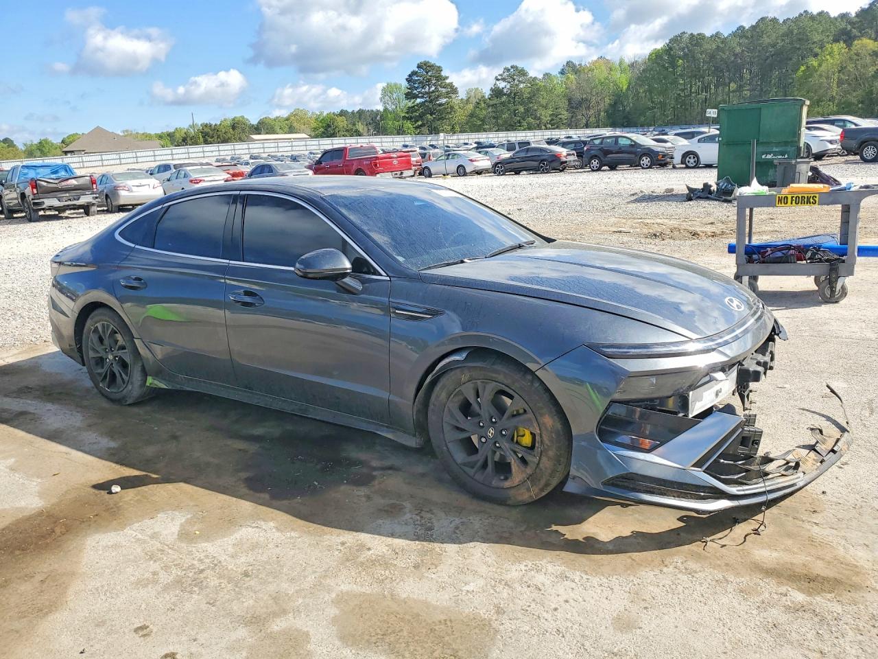 2024 HYUNDAI SONATA SEL photo 10