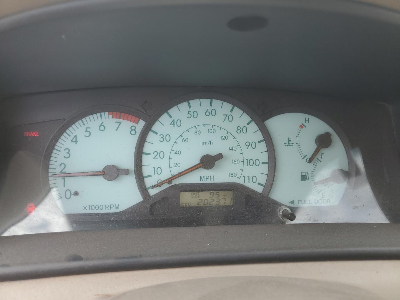 2003 TOYOTA COROLLA LE photo 26