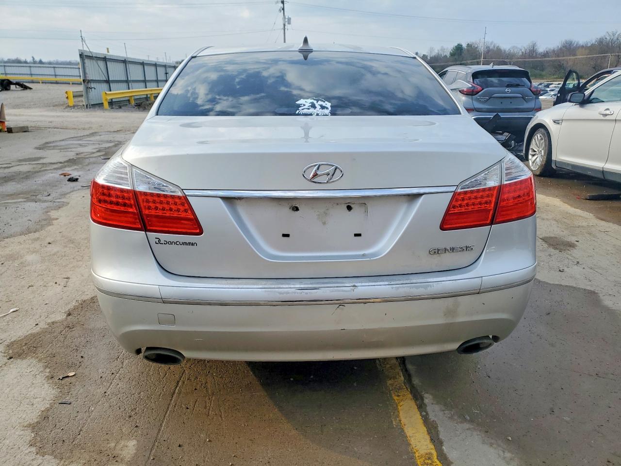 2010 HYUNDAI GENESIS 3.8L V6 photo 6