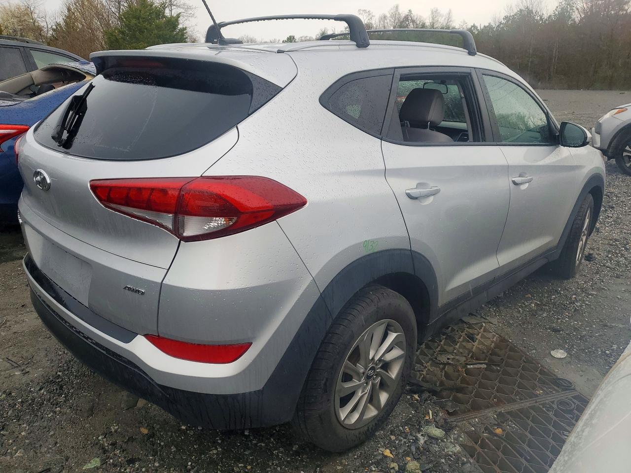 2016 HYUNDAI TUCSON SE photo 7