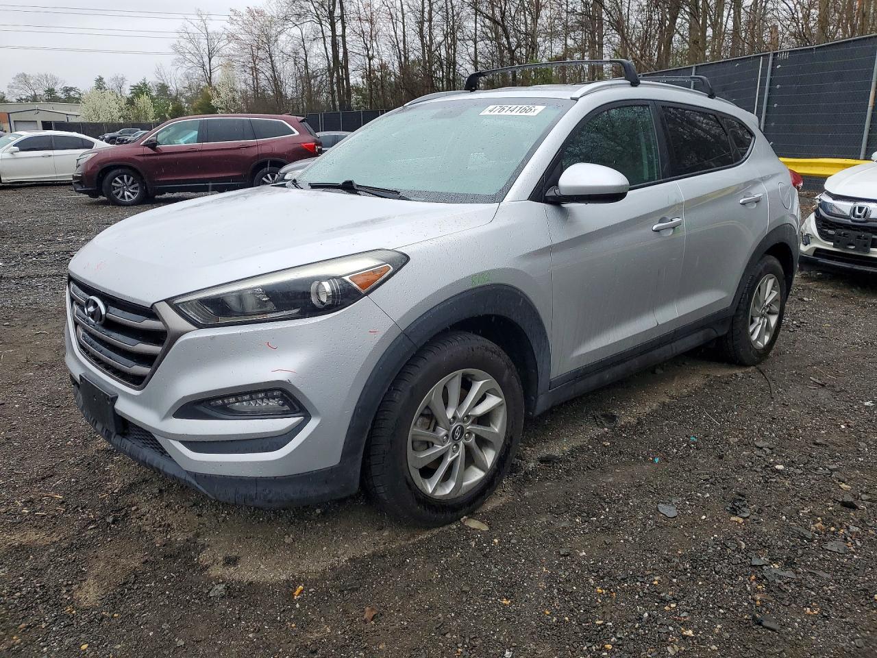 2016 HYUNDAI TUCSON