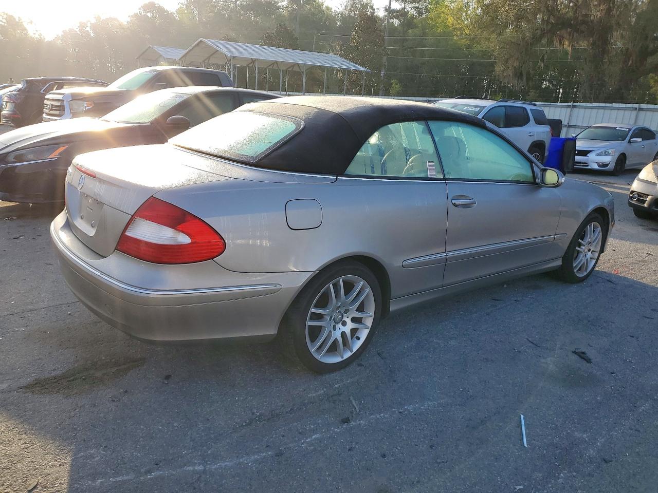 2008 MERCEDES-BENZ CLK 350 photo 3