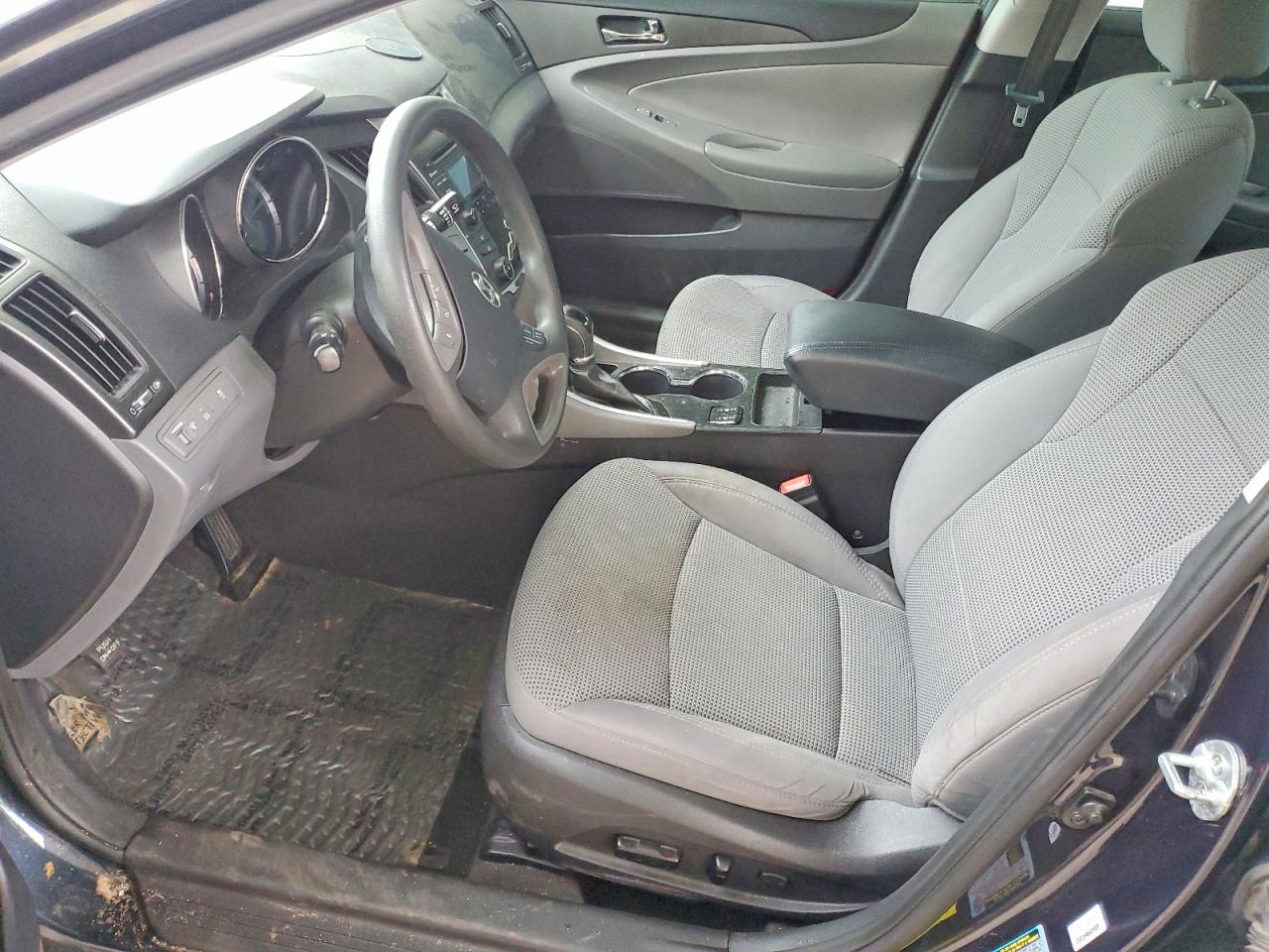 2013 HYUNDAI SONATA GLS photo 19